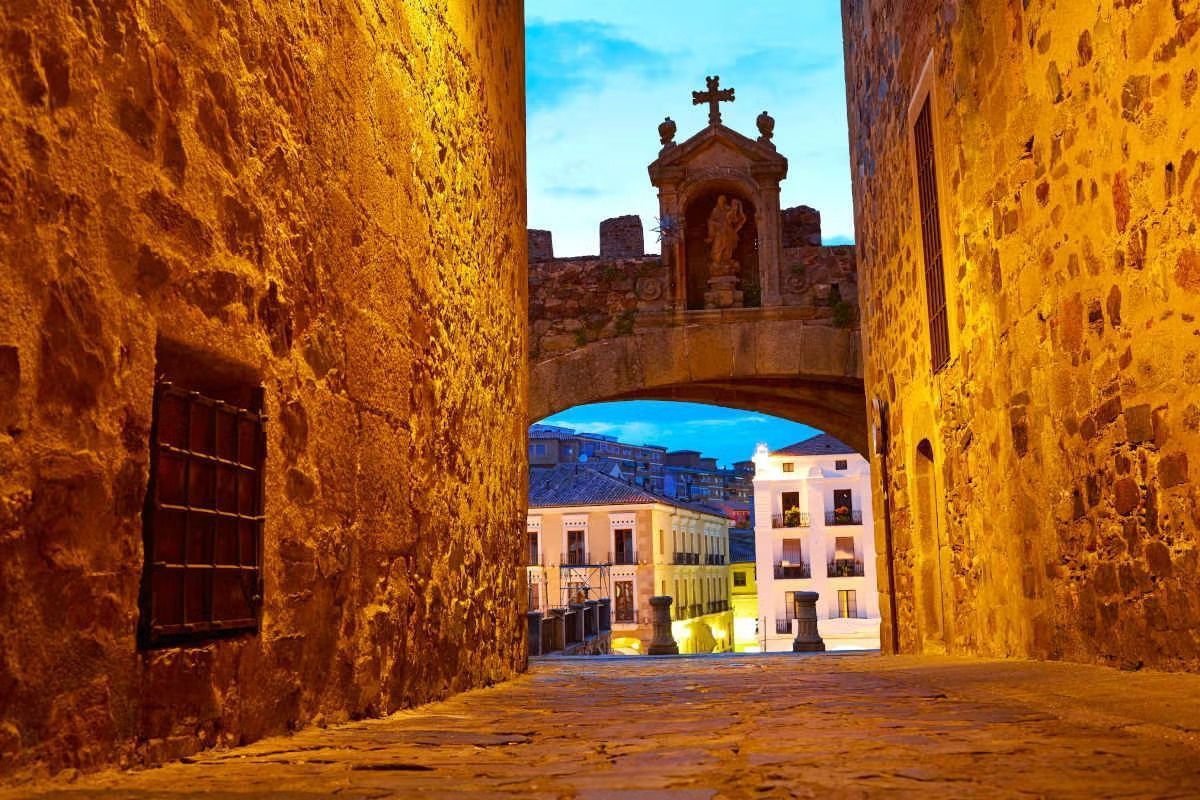 arco-estrella-caceres_8_11zon